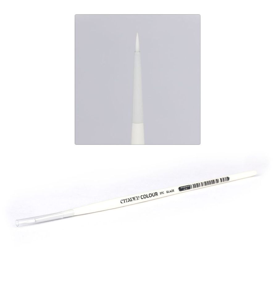 SYNTHETIC SHADE BRUSH (MEDIUM)