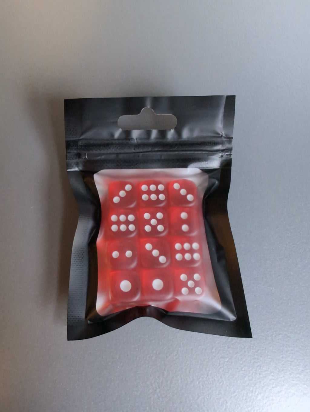 Dice Set 12x 12mm Translucent